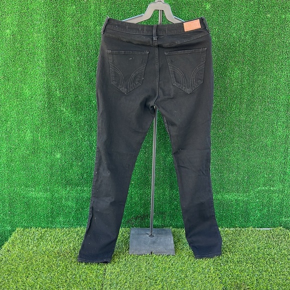 Size 7s hollister womens jeans brand new - Picture 2 of 2